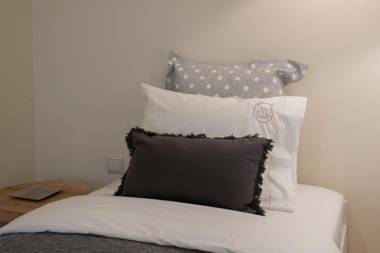 Gaya Avenue Flats - Elegant Contemporary Flats With Balcony Apartment Вила Нова ди Гая Екстериор снимка